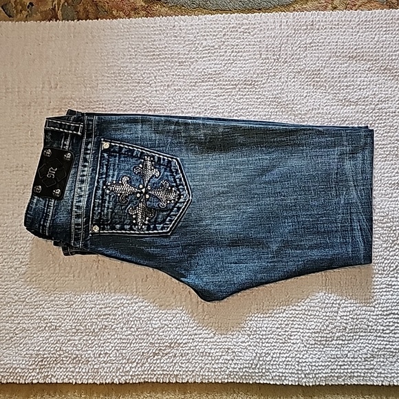 NWOT Womans Miss Me Jeans in size 30. They are Easy Boot fit. - Picture 2 of 8